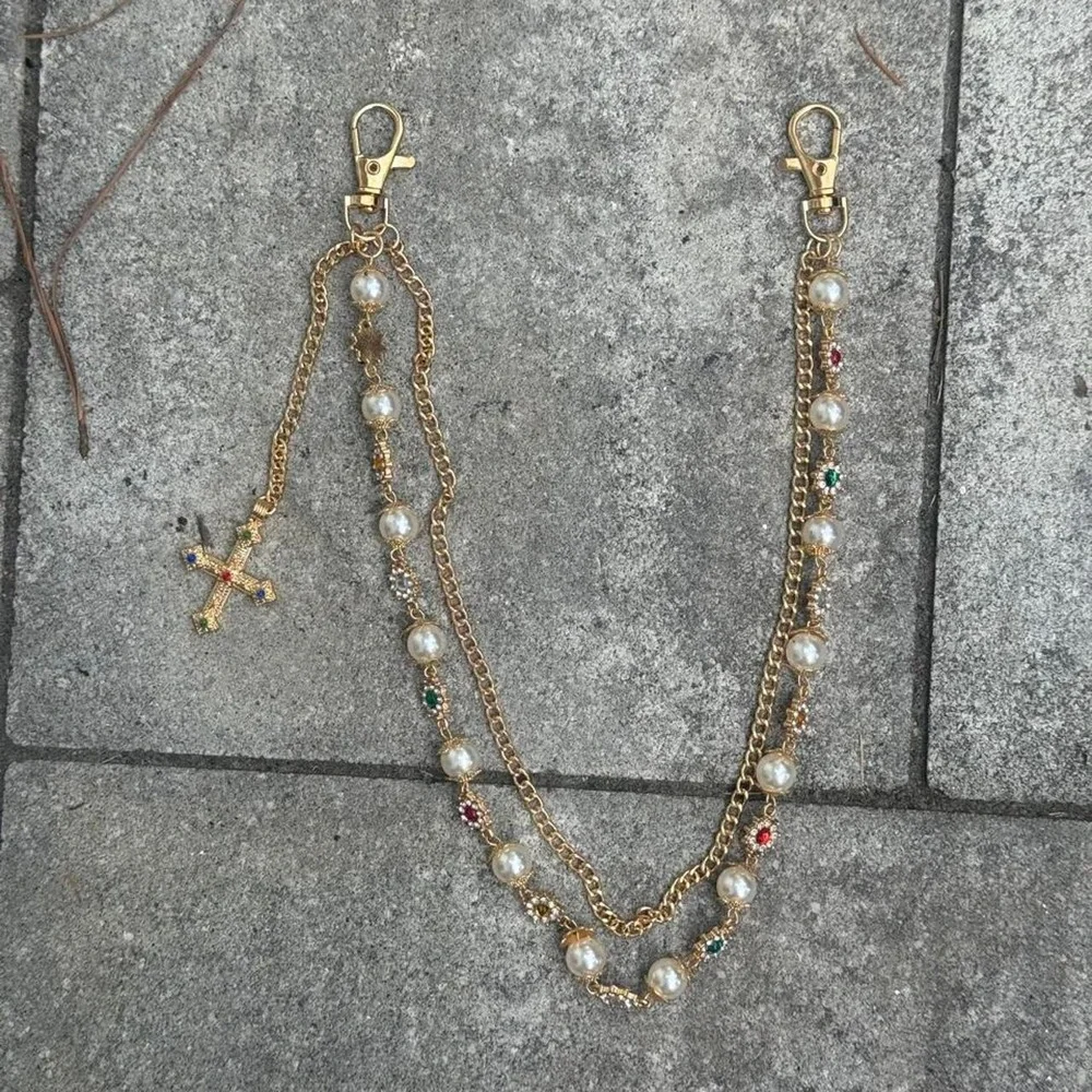 Pearl Cross Wallet Chain